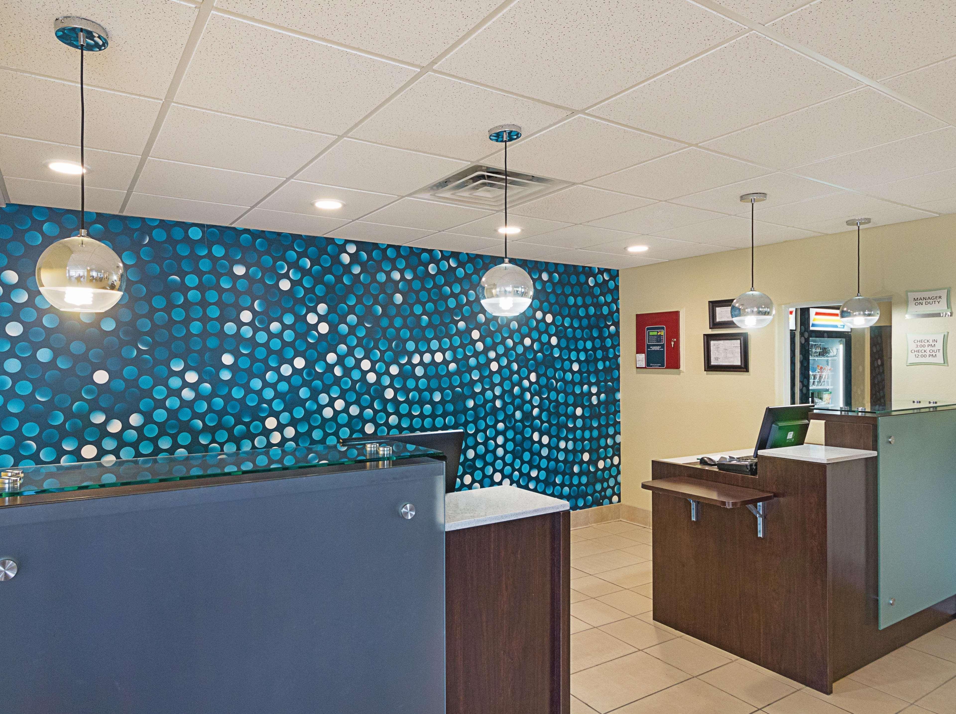 La Quinta By Wyndham Mathis Exterior photo
